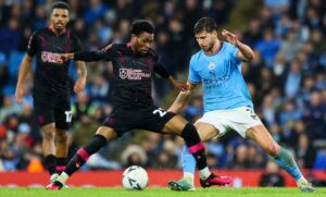 Burnley tiếp tục cho thấy phong độ kém cỏi